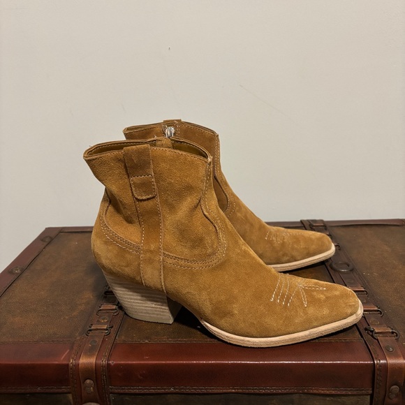 Dolce Vita Tan Western boots - Picture 4 of 7